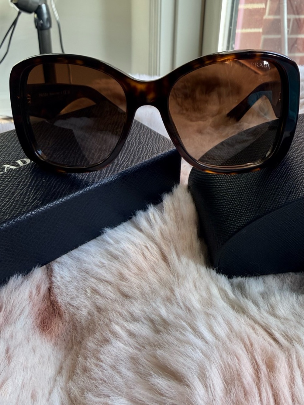 PRADA OPR 32PS HAVANA
BROWN GRADIENT women sunglasses 
Size 57-17-140 - Picture 13 of 14